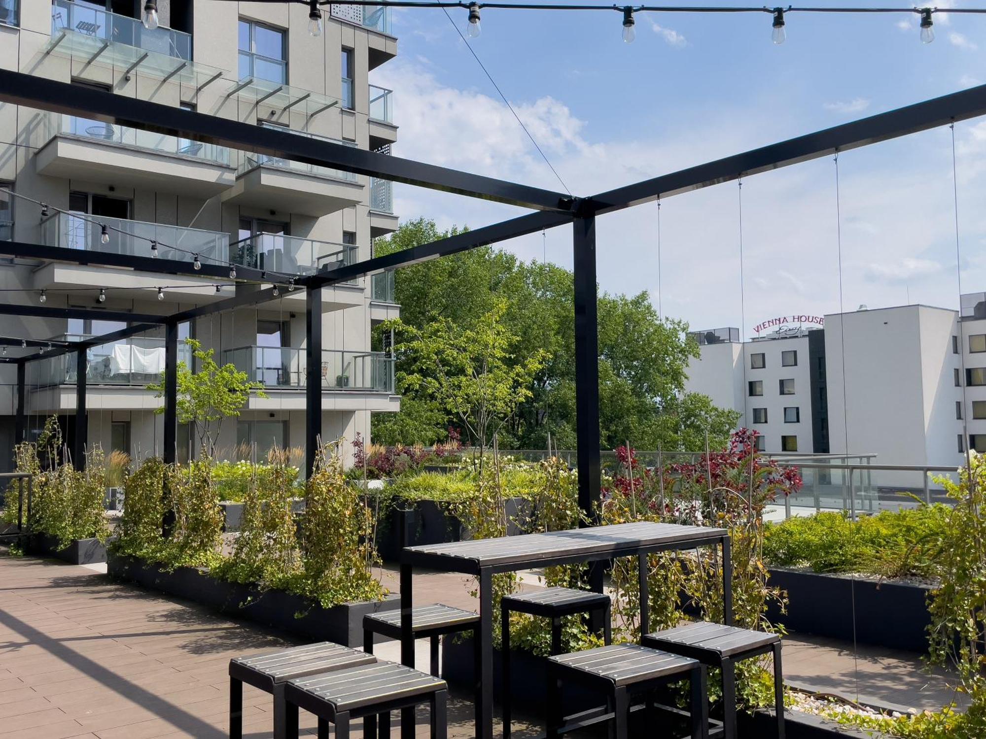 Urban Premium Sokolska 30a Towers No 58, 2 Free Garages, Gym & Sauna, Self Check-in Apartment *